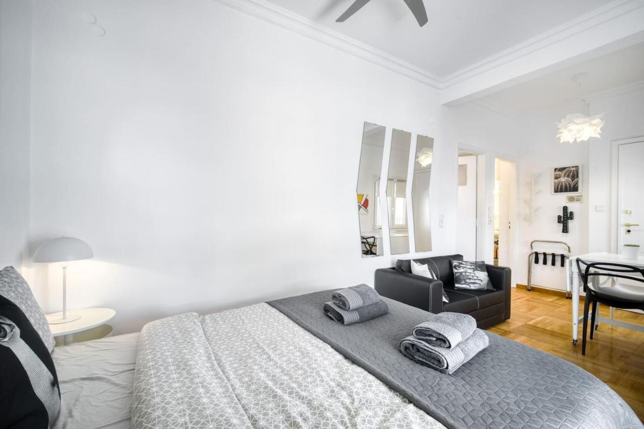 The Cactus Apartment With Large Sunny Balcony Αθήνα Εξωτερικό φωτογραφία