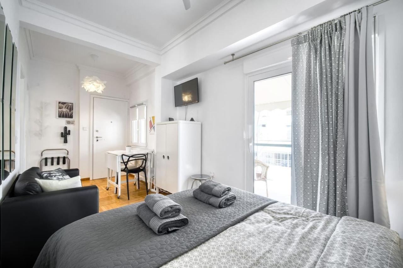 The Cactus Apartment With Large Sunny Balcony Αθήνα Εξωτερικό φωτογραφία