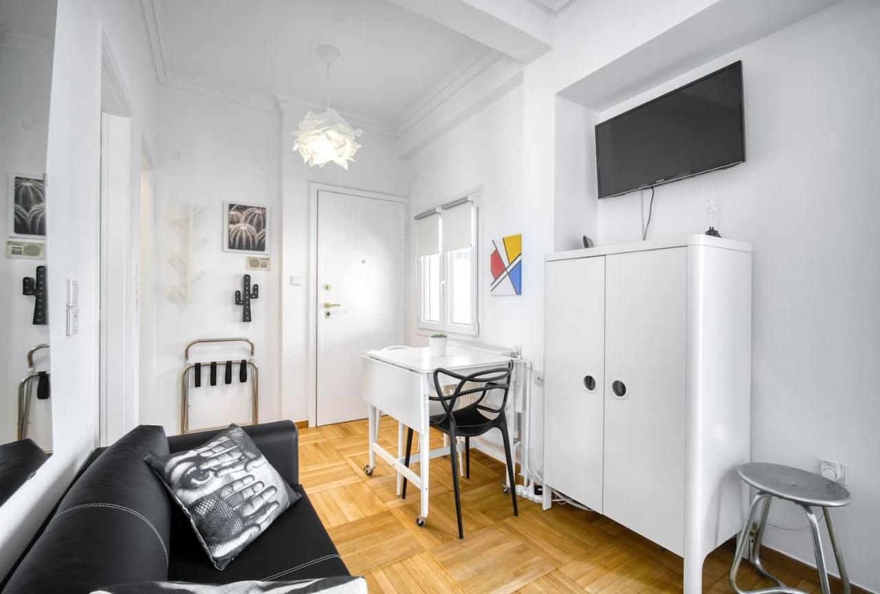 The Cactus Apartment With Large Sunny Balcony Αθήνα Εξωτερικό φωτογραφία